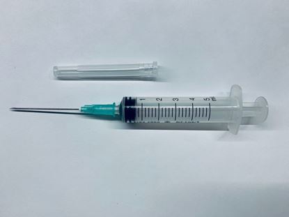 Picture of SYRINGE INJ.LIGHT 5CC WITH NEEDLE 21G RAYS