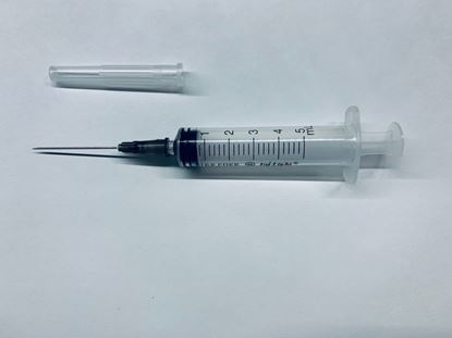 Picture of SYRINGE INJ.LIGHT 5CC WITH NEEDLE 22G RAYS